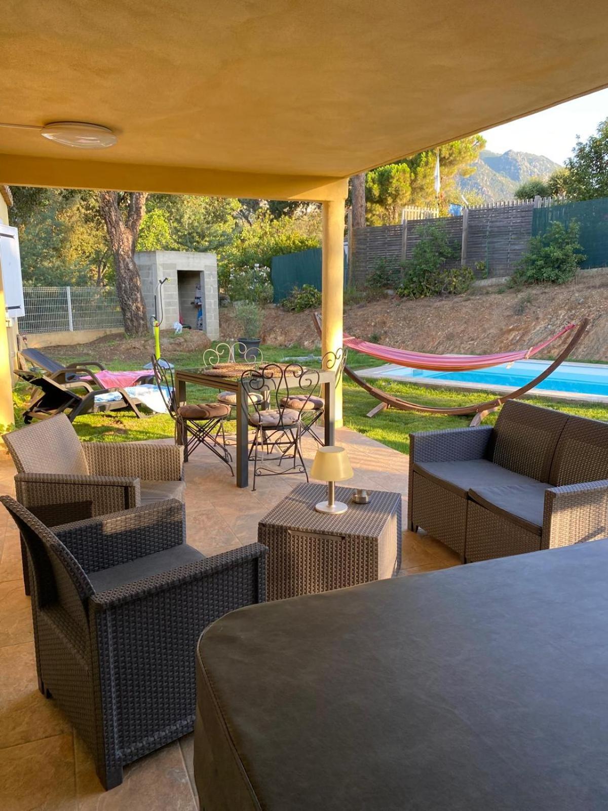 Agreable Rez De Jardin Avec Piscine Et Jacuzzi Apartment Cervione Bagian luar foto