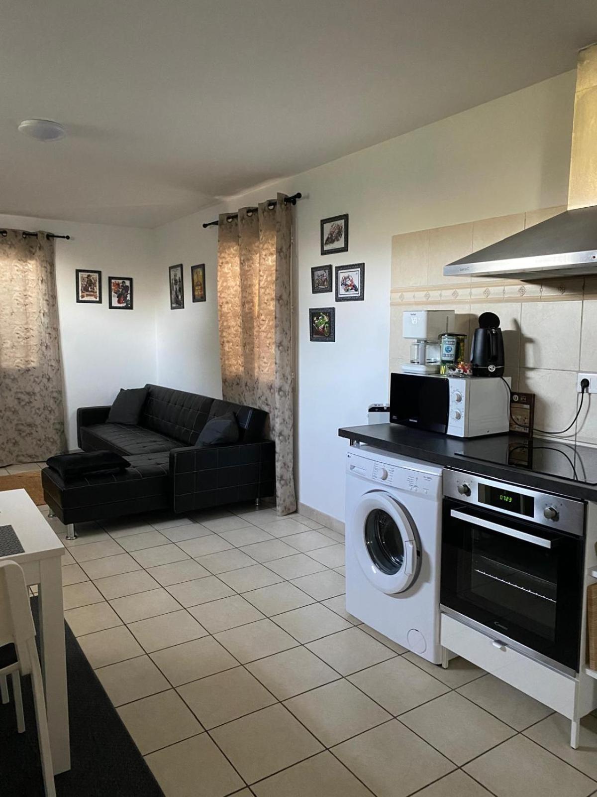 Agreable Rez De Jardin Avec Piscine Et Jacuzzi Apartment Cervione Bagian luar foto
