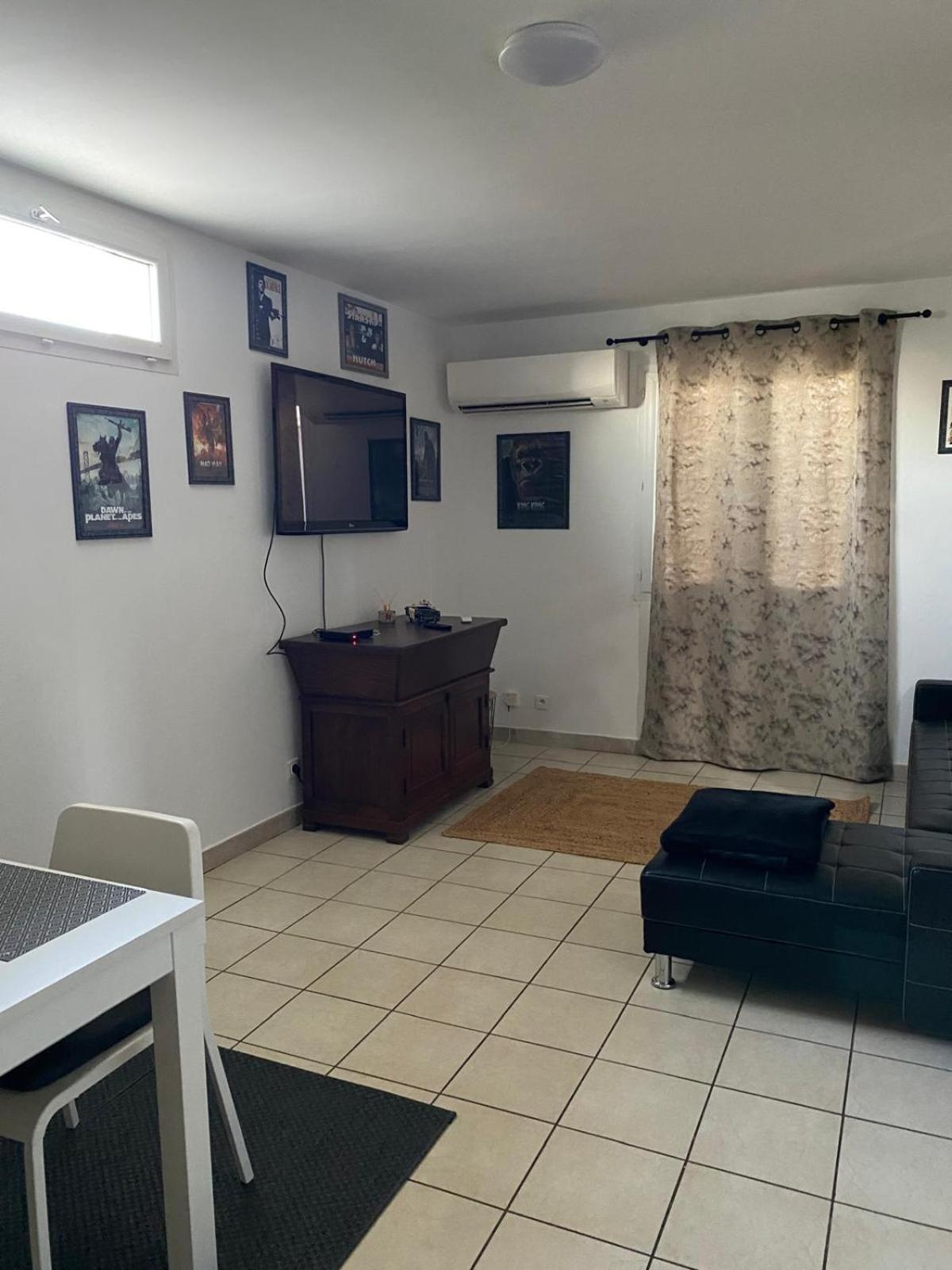 Agreable Rez De Jardin Avec Piscine Et Jacuzzi Apartment Cervione Bagian luar foto